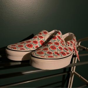 Vans classic slip on red poppy flower